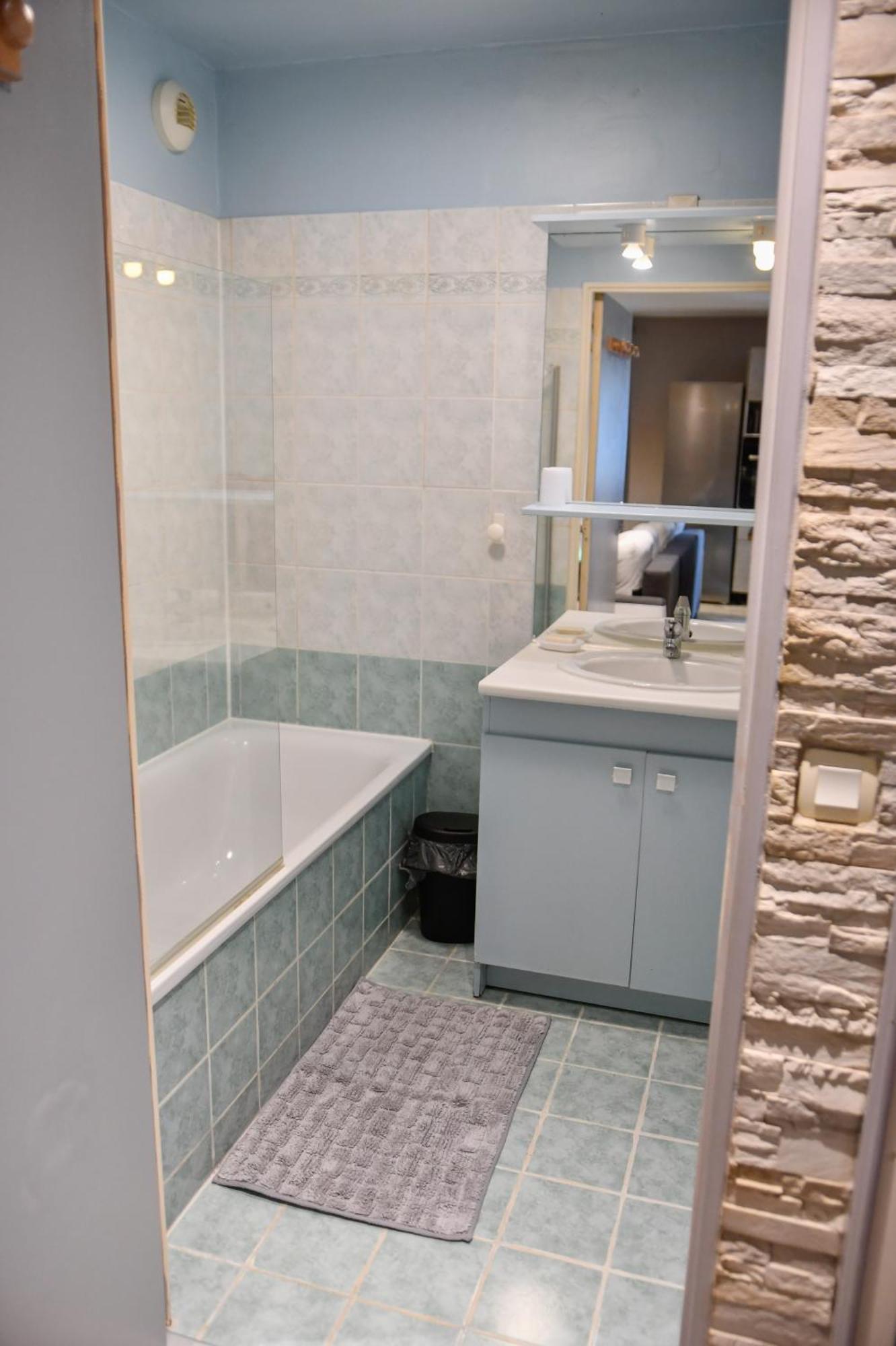 Calme Et Terrasse Privee Pres De Vichy Apartment Bellerive-sur-Allier Ngoại thất bức ảnh